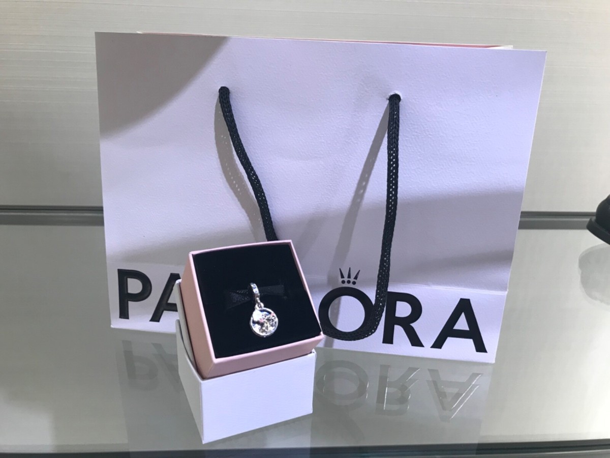 レア１点限りPandora チャーム　Remy Ratatouille レミー 2024 Disney Parks Exclusive Pandora Charm Remy Ratatouille