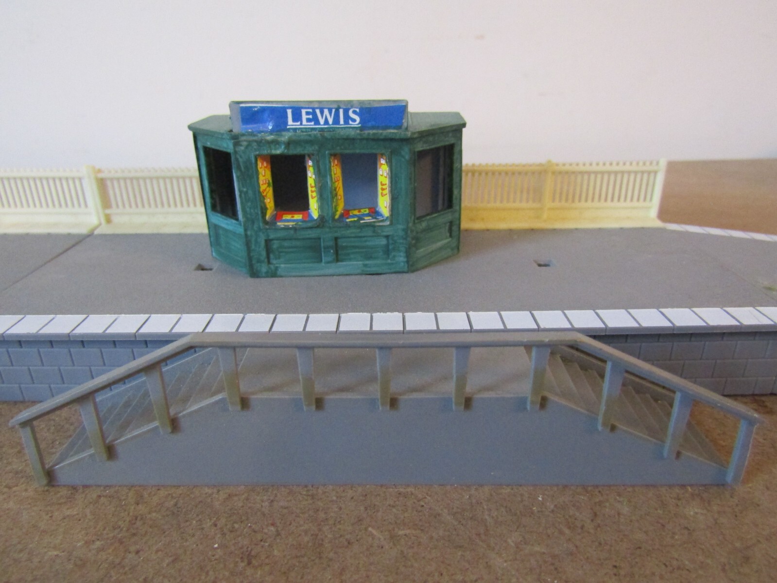 Hornby Platform & Accessories OO Gauge Lot 2 eBay