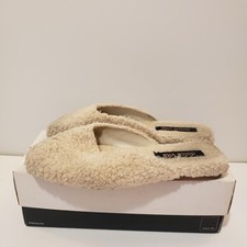   RARE  DOLCE VITA SAYDEE CREME PLUSH SLIP ON SLIDES SHOES SZ 7 BOX INCLUDED