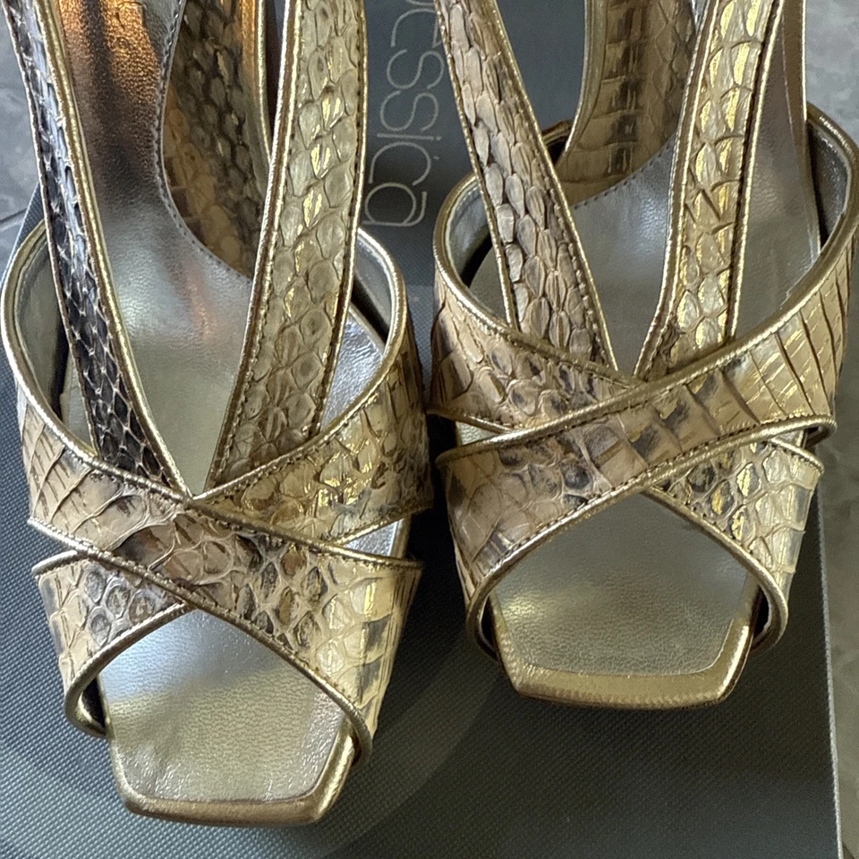 $180 JESSICA BENNETT Halston Plataforma Sandalias Tacones Zapatos NUEVO Dorado ~ Talla 7.5 Foto 3 de 4