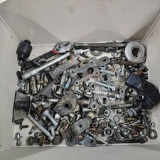 Yamaha SZR 660 Belgara   1997  Reste Teile Schrauben Kleinteile 3,4 Kg