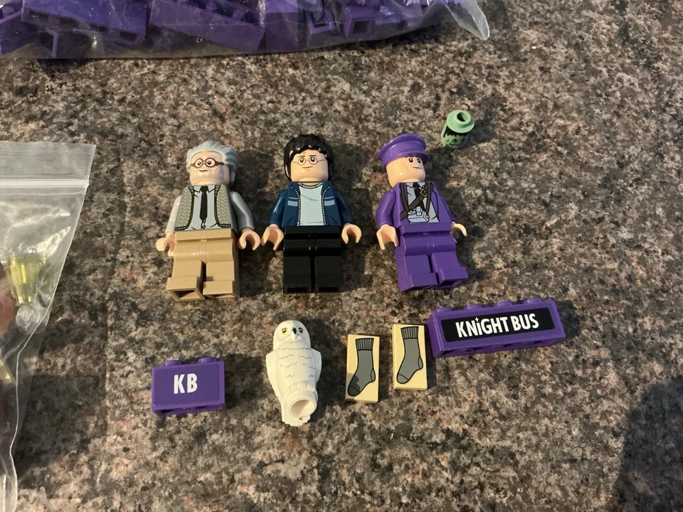 LEGO Harry Potter 4866 The Knight Bus, photo 3 of 4