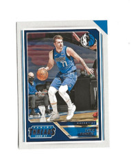 2021-22 Panini Threads Luka Doncic #82 Dallas Mavericks