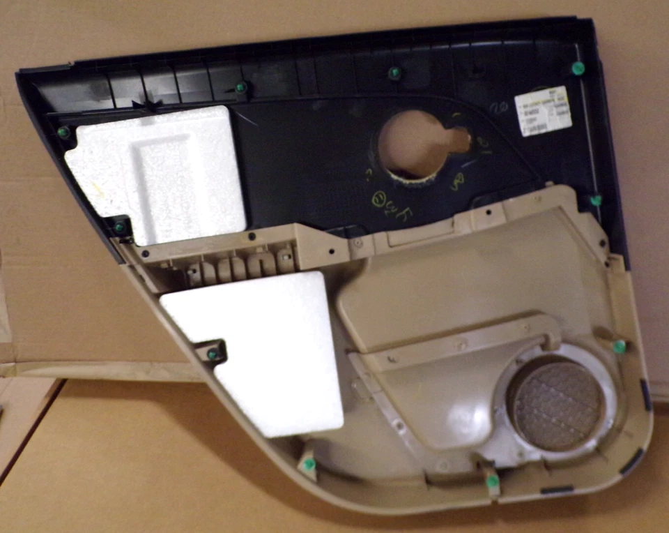 Chevy Equinox 2006 2005 panel de puerta (trasero del pasajero) cuero cachemir Foto 3 de 4