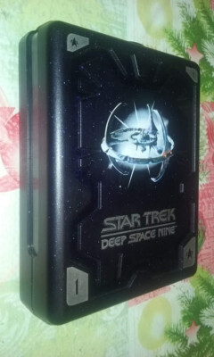 Star Trek.Deep Space Nine.Staffel 1 komplett 6 DVD+CD Rom vers Italienisch