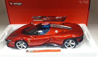 Burago Ferrari Daytona SP3 Offenes Dach Metallisches Rot 2022 1:18 18-16913