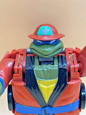 TMNT Road Ready Leonardo Fire Truck 1993 Playmates Transforming Figur Vintage