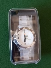 Switsch Uhr. Neu. Voll funktionsfähig.