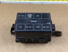 1995-1999 Nissan Maxima Fuse Box Relay Junction Block w/ Cover Lid 7154-3054 OEM