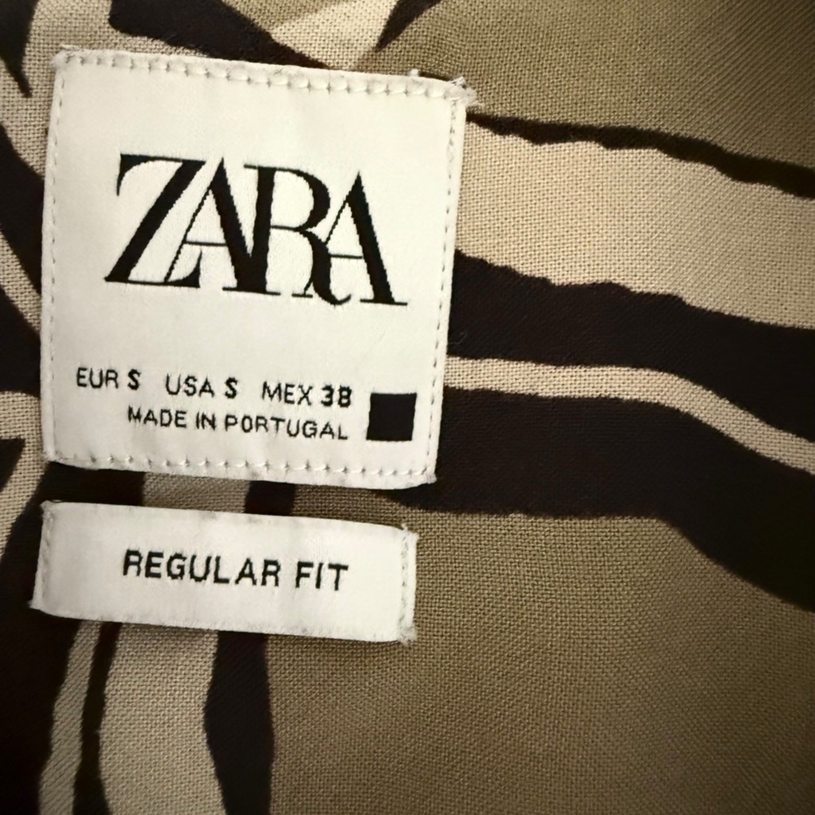 Zara Abstract Split Panel Button Down Shirt Bold … - image 3