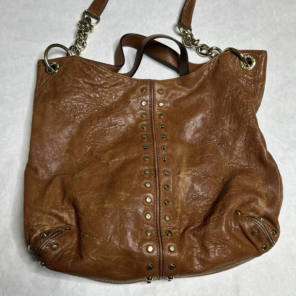 Bolso de Hombro Michael Kors Uptown Astor Tachonado Remache Cuero Marrón Foto 3 de 4