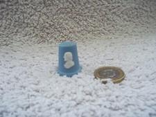 Wedgwood Blue Jasperware William Shakespeare Fingerhut, Top Zustand.