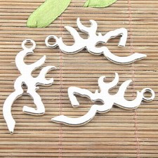 10Pcs Tibetan Silver deer head design charm pendant H0926