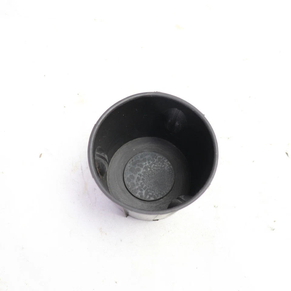 Buick Enclave 2008-2017 consola central portavasos forro inserto 15925693 Foto 4 de 4