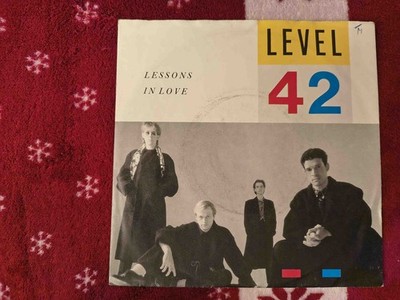 Level 42    Lessons In Love  - S/45/7''  - ex