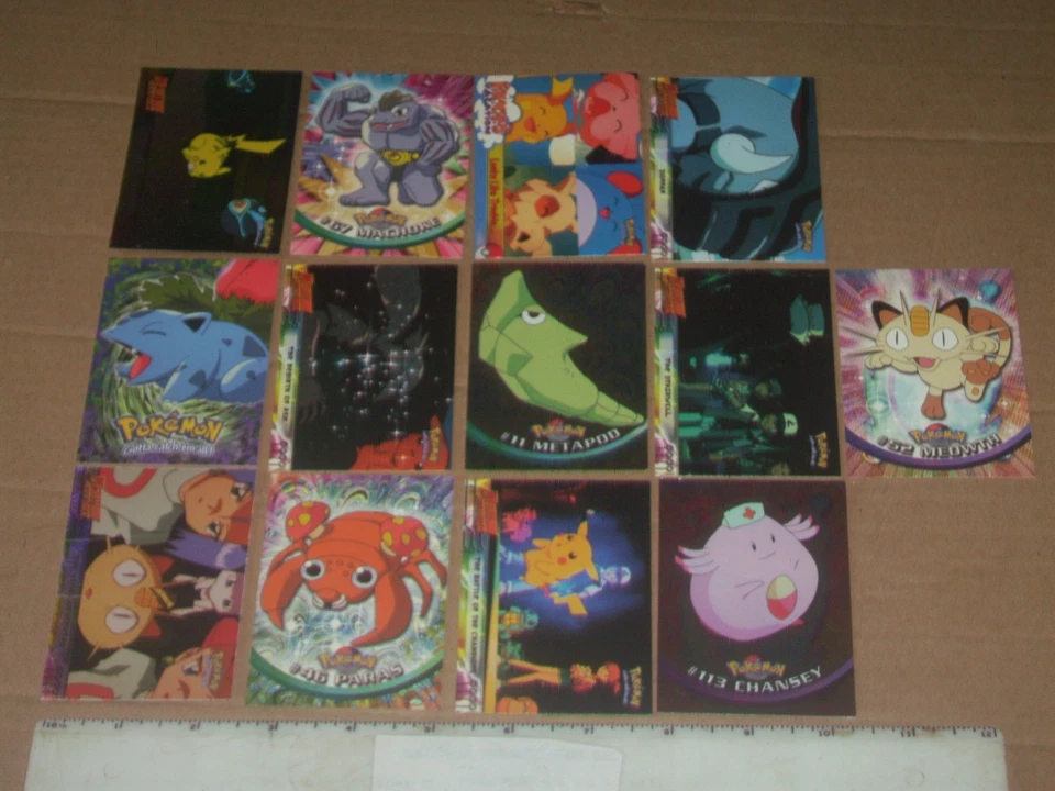 13 Topps 1999 Pokémon trading cards 3 holograph, base set, commons - Image 1 of 4
