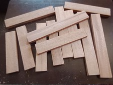 Embouts en bois d'acajou. Pour artisanat ou tournage. 12ct. Coupe fraîche et séchée au four. Gratuit...