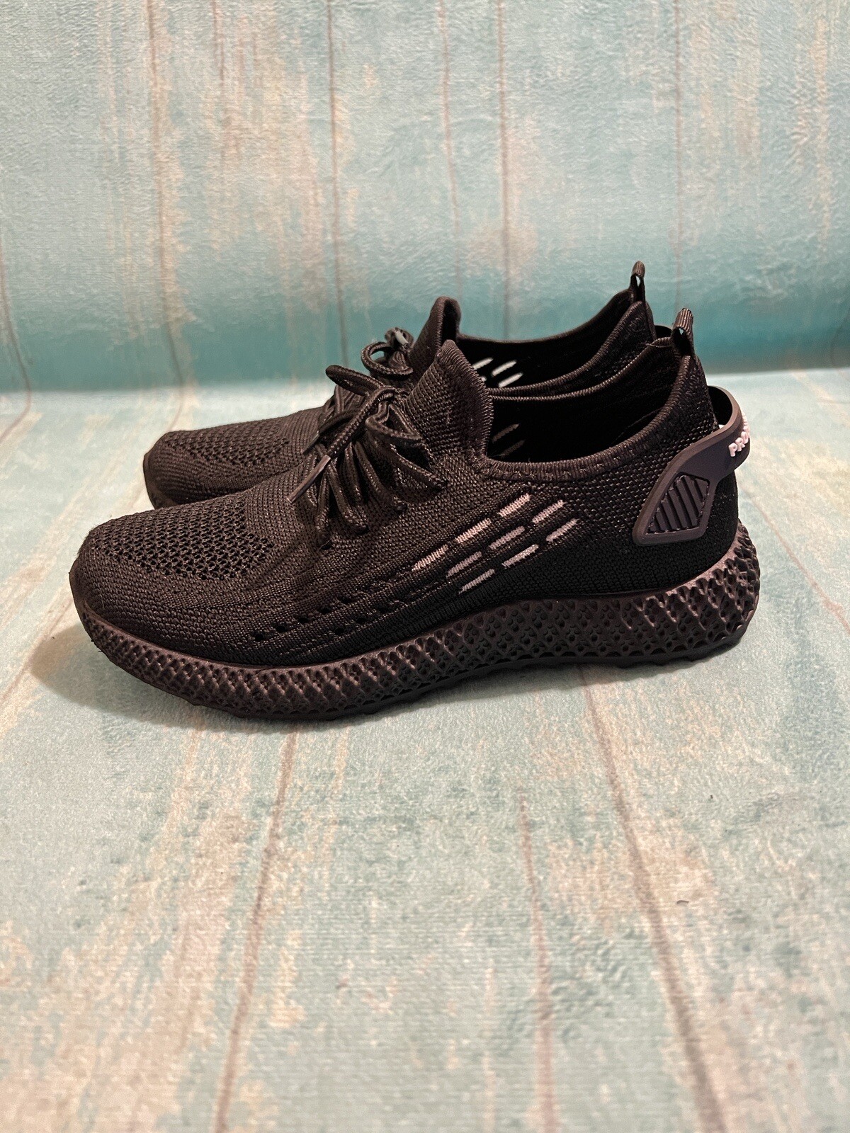 Pony Pro Product of New York Black Knit Sneakers sz youth 1