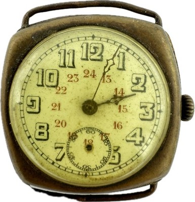 Vintage 32mm Geneva 1651 Men's Mechanical Wristwatch Cushion Case Gold Tone