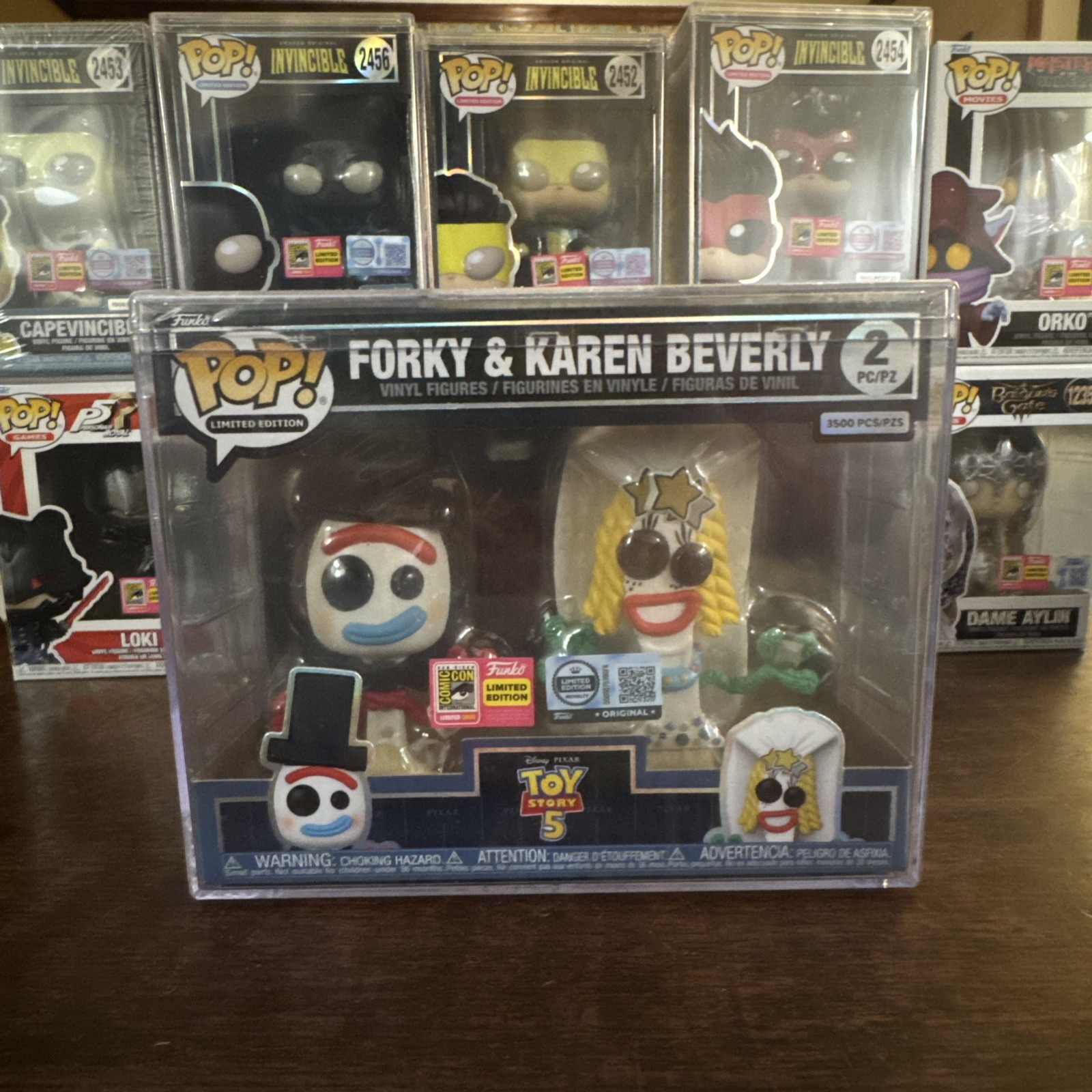 SDCC 2026 Con Sticker Funko Pop Disney Toy Story 5 Forky & Karen Beverly 2 Pack