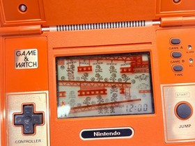 Nintendo Game & Watch Multi Screen Donkey Kong DK-52 1982 Boxed with Manual