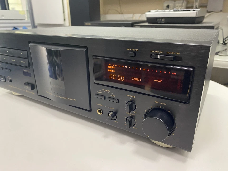 Teac V-1010 - Immagine 3 di 4