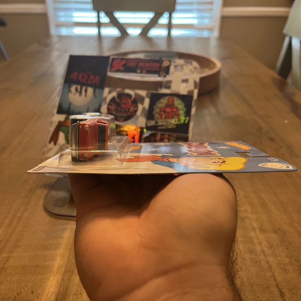 Hot Wheels 2018 Pop Culture Scooby-Doo 67 AUSTIN MINI VAN FDM73 - Image 2 of 4