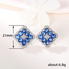 Personalized Design Exaggerated High Sense Unique Dignified Flowers All-match Ea