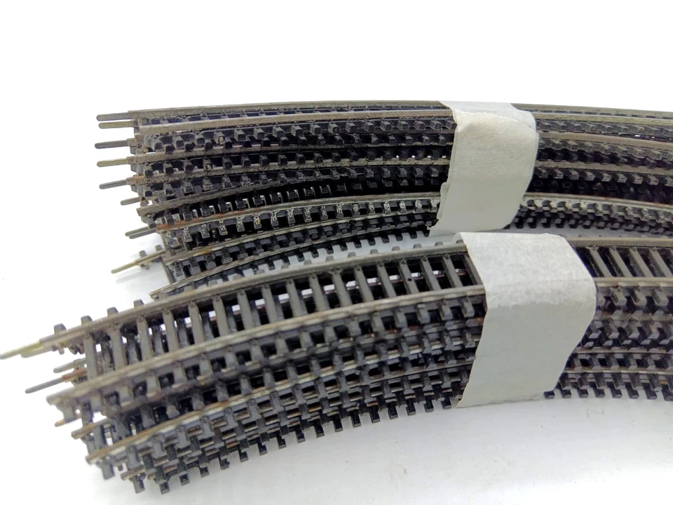 20 Pieces Zeuke 1/1 Curved Tracks Berlin TT Railways GDR Model Railway/GG19 - Image 2 of 4