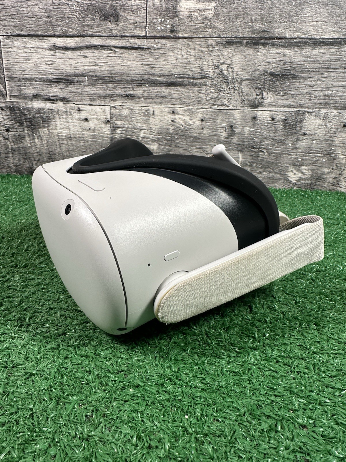 Oculus Meta Quest 2 VR Headset - Headset ONLY No Controllers FREE SHIPPING
