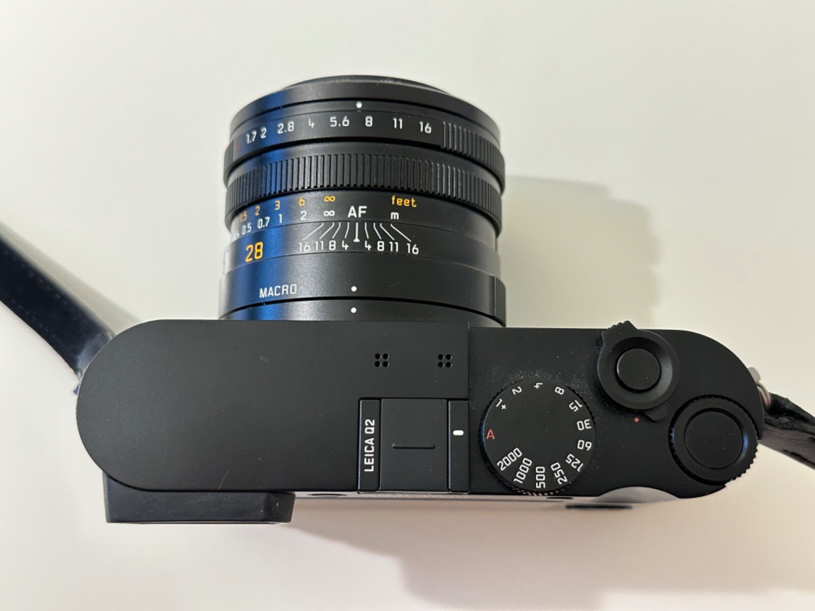 Leica Q2 Digital Camera Excellent condition Black W/box and all