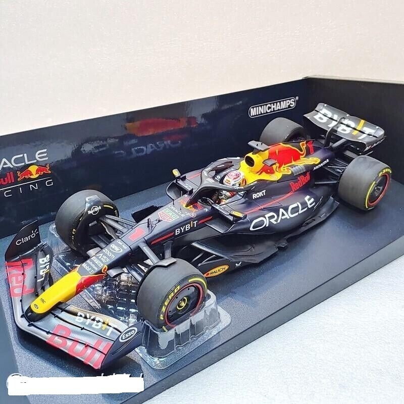 Red Bull RB19 Verstappen Monaco 1/18 Minichamps : Revivez la légende de la victoire à Monte-Carlo