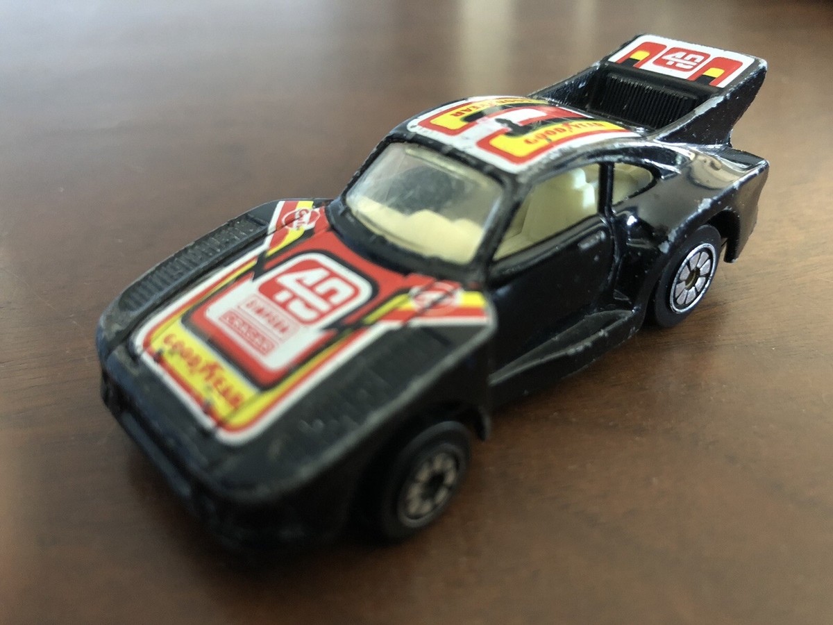 Kenner Fast 111's Sporty Shifter Car - 1981 Black Porsche 935