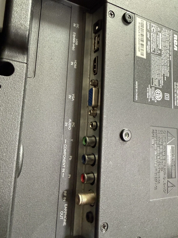 RCA 16" TV - Class LED HD 720p DETG160R - With Remote Control - Works Great - Image 3 of 4