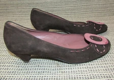 Women's UGO BACCI Brown Pink Suede Shoes Slip On Size 40