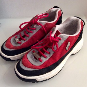 dkny red shoes