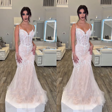 Champagne Mermaid Wedding Dresses Spaghetti Straps Lace Appliques Bridal Gowns