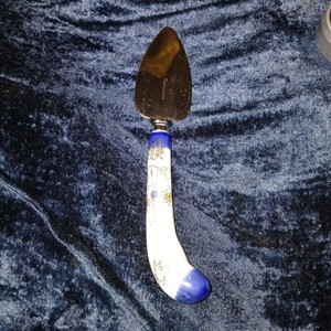 SHEFFIELD ENGLAND, STAINLESS STEEL PORCELAIN SERVING KNIFE 