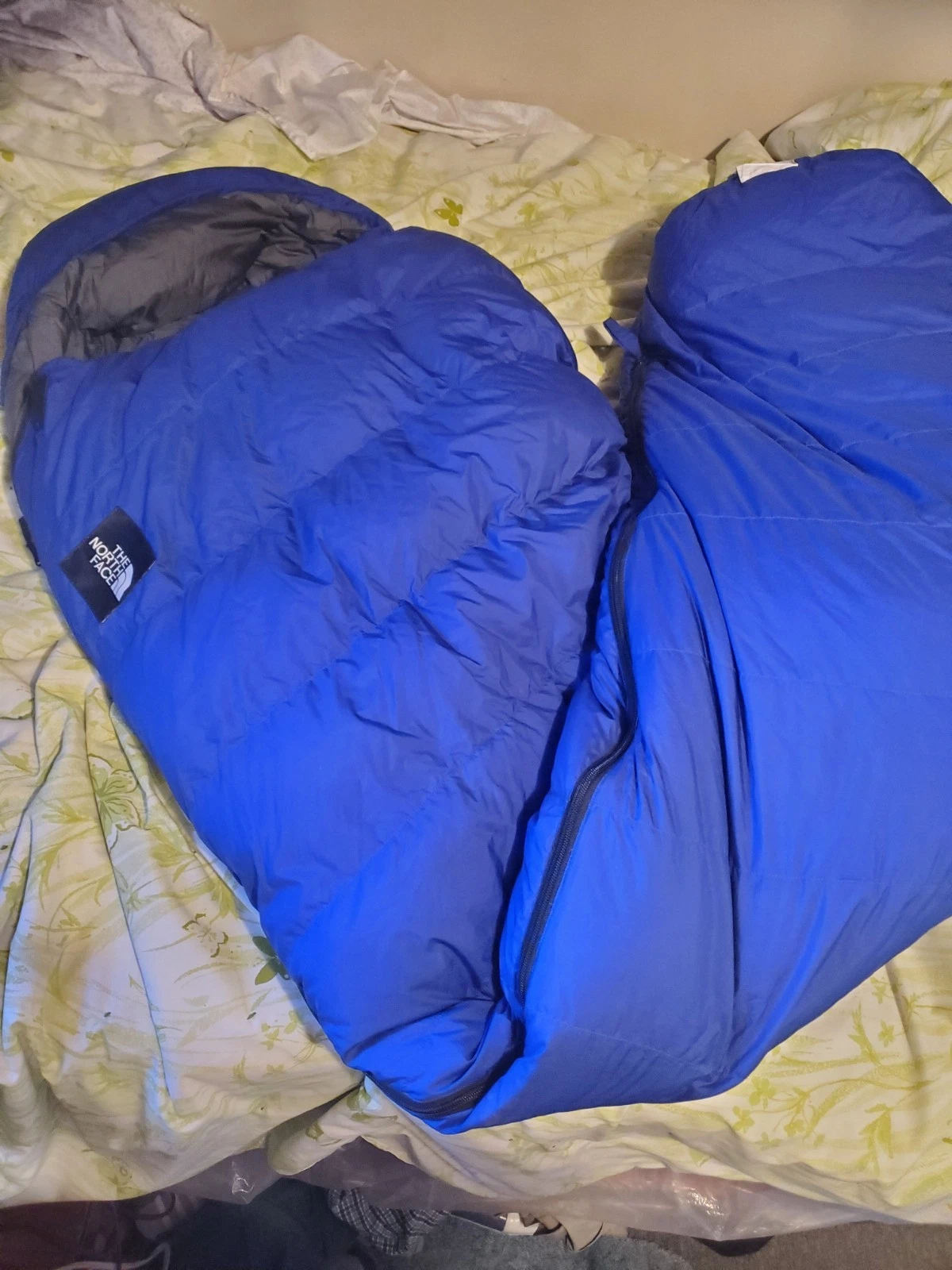 The North Face super kazoo long RH sleeping bag goose down
Opens in a new window or tab