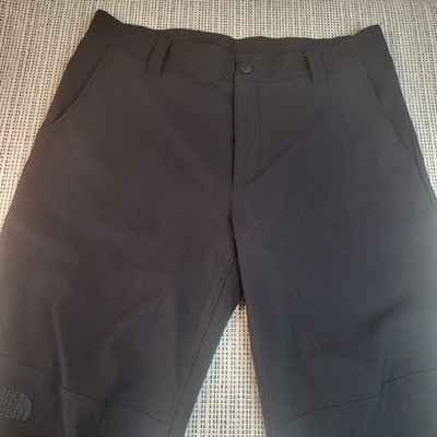 The North Face Pants Mens 34x32 Black Softshell Hiking Outdoor Zip Pocket