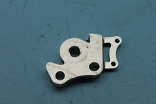 908 04-06 YAMAHA YZF R1 FRAME KICKSTAND STAND SIDE MOUNTING SUPPORT BRACKET 