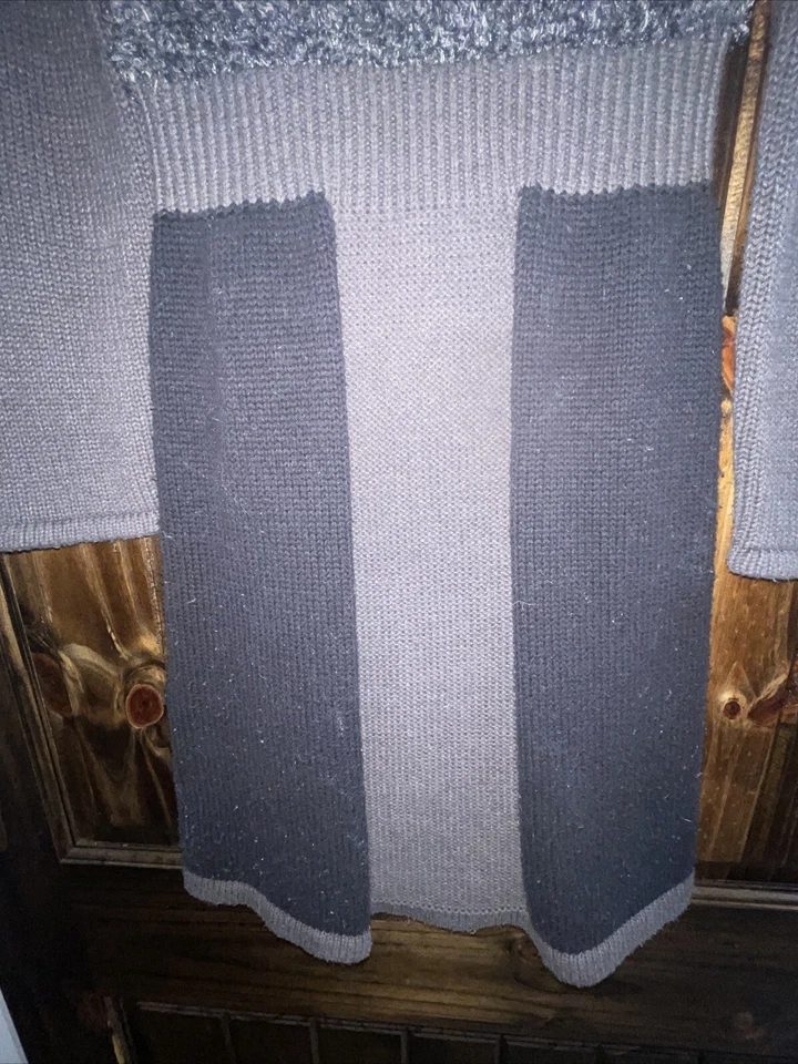 Vestido Suéter Style & Co PS, dos Tonos, Negro/Gris. Top es similar a la piel Foto 4 de 4