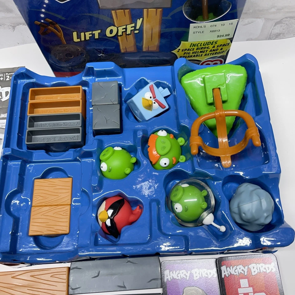 Mattel Angry Birds Space Game 2012 COMPLETE – All Pieces, Cards & Instructions - Image 3 of 4