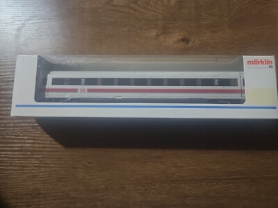 Marklin HO 43722 2nd Class ICE passenger car