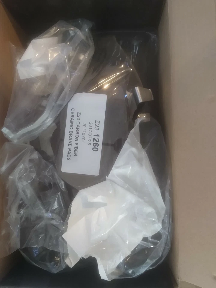 Juego de pastillas de freno de fibra de carbono. Power stop z23-1260 delantero bmw Foto 2 de 4