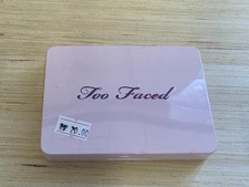 Too Faced Totally Cute Eyeshadow Palette - Limited Edition