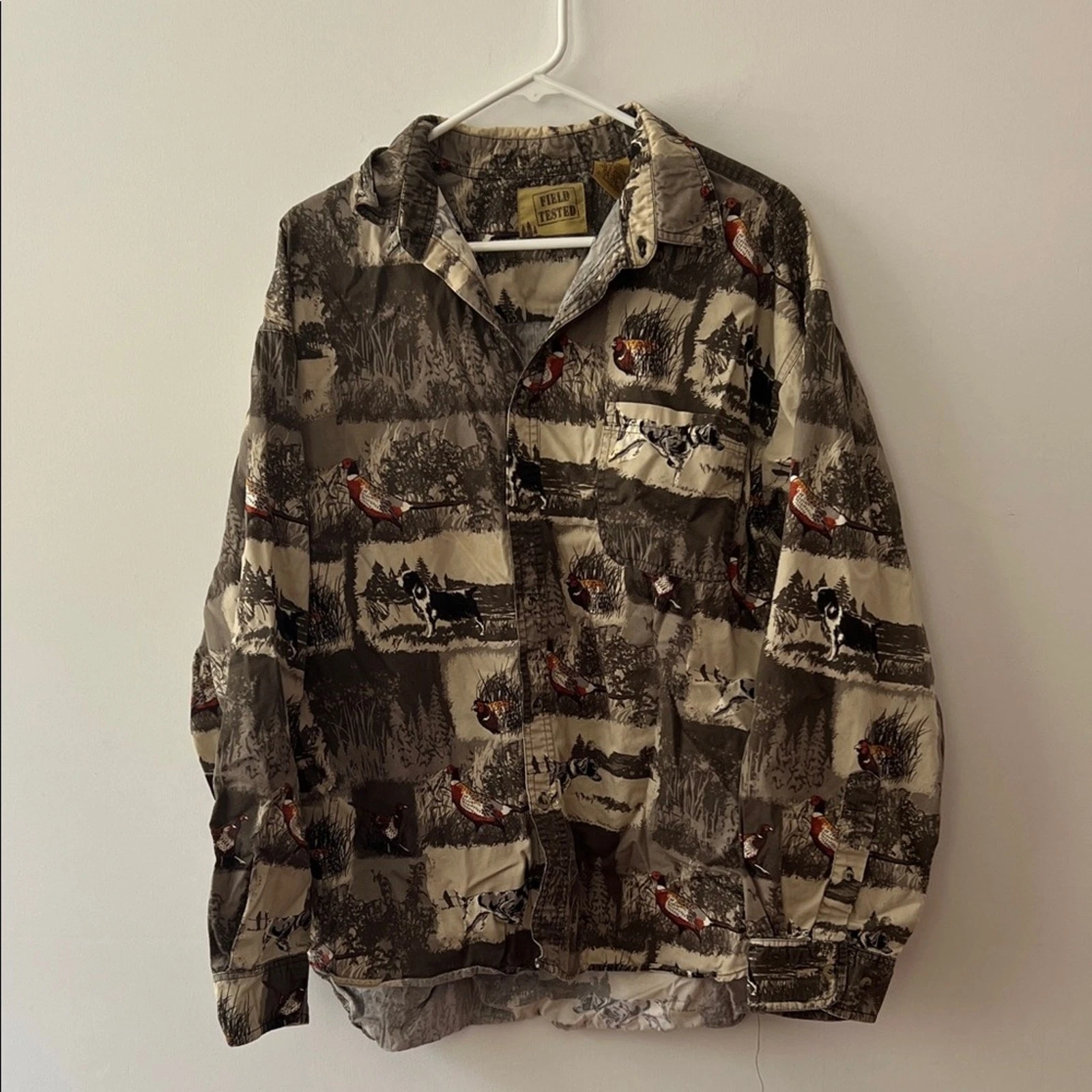 Vintage Hunting graphic long sleeve shirt. Field Tested by outdoor Life, XL