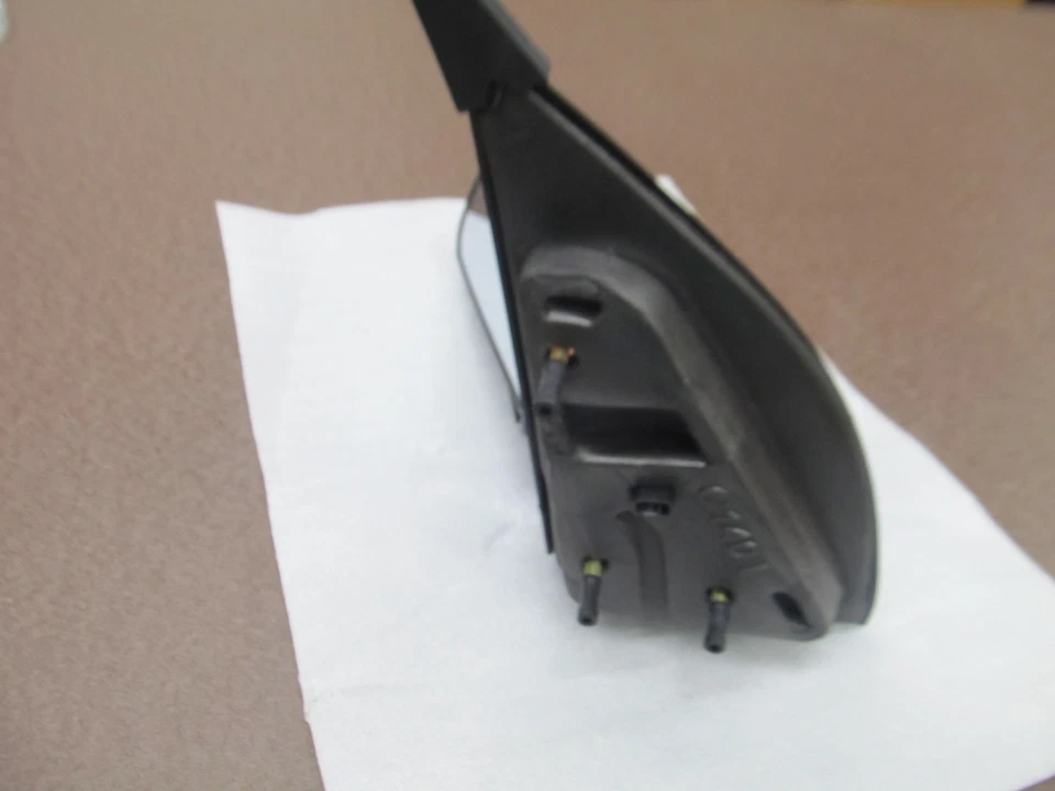 ESPEJO RETROVISOR LATERAL CONDUCTOR FIT SYSTEM 62090G CHEVROLET, PONTIAC, SATURN 04-09 Foto 2 de 4