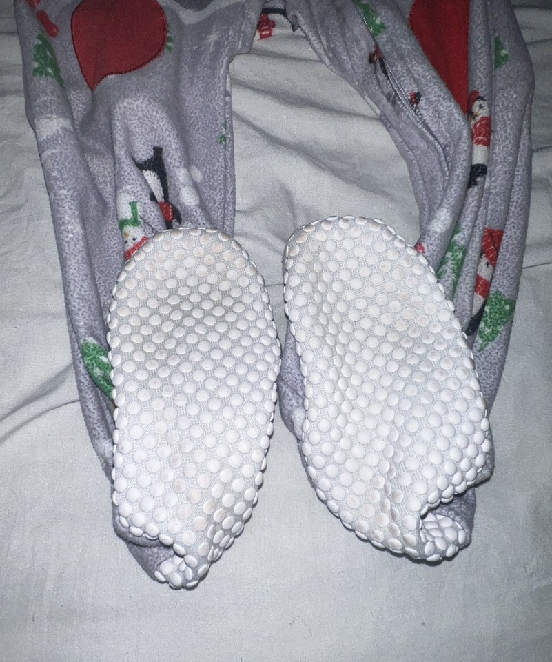 Cuddl Duds Winter Footed Pajamas Gray with Penguins and Snow Size 24