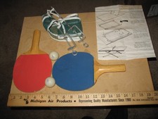 VTG 1970s 80s WOOD PING PONG SPORTS GAME PADDLES BALLS & NET MADE IN JAPAN